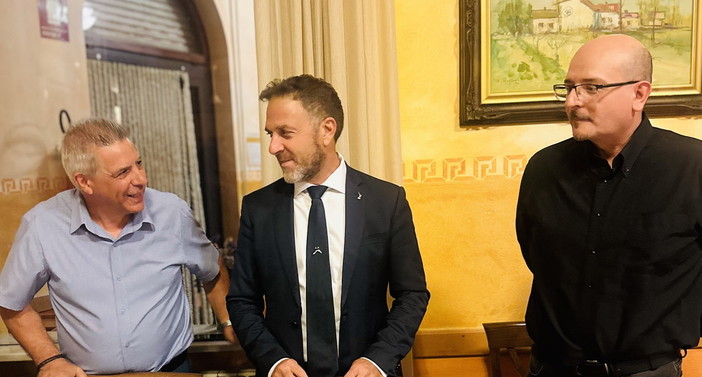 Aquila d’Arroscia: Alessandro Piana alla presentazione del film ‘Bugiarda’ finanziato da Filse Aquila d’Arroscia: Alessandro Piana alla presentazione del film ‘Bugiarda’ finanziato da Filse