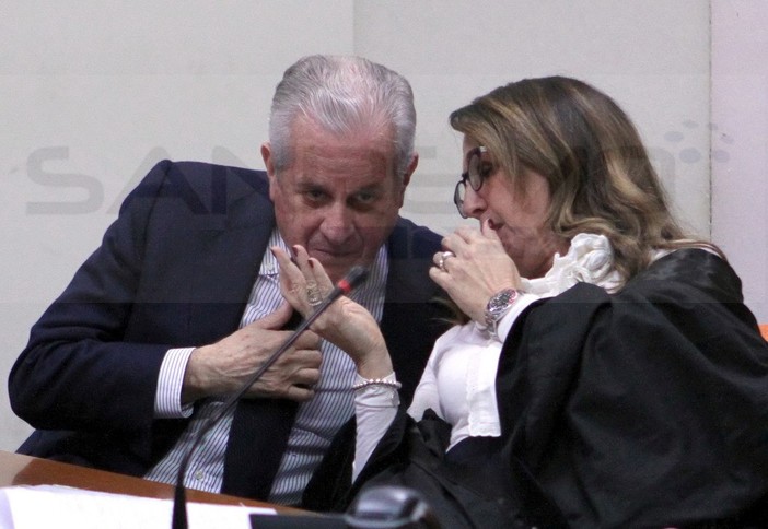 Reggio Calabria: oggi al processo 'Breakfast' l'ex onorevole della Dc Emo Danesi (Foto) Reggio Calabria: oggi al processo 'Breakfast' l'ex onorevole della Dc Emo Danesi (Foto)