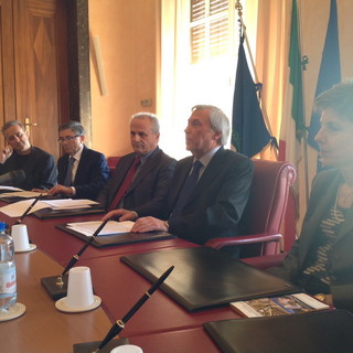 Imperia: presentato questa mattina il bilancio comunale, netto taglio alla cultura Imperia: presentato questa mattina il bilancio comunale, netto taglio alla cultura