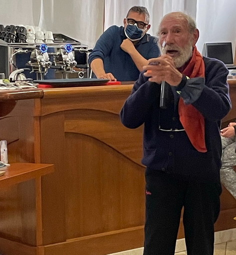 Nini Sanna ospite dello Yacht Club Sanremo per la presentazione del suo ultimo libro (Foto) Nini Sanna ospite dello Yacht Club Sanremo per la presentazione del suo ultimo libro (Foto)