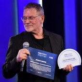 Casa Sanremo Writers 2026 celebra la cultura: record di partecipazione, Premio alla Carriera a Franco Simone Casa Sanremo Writers 2026 celebra la cultura: record di partecipazione, Premio alla Carriera a Franco Simone