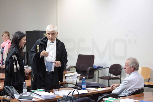 Reggio Calabria: quest'oggi nuova udienza del processo 'Breakfast', in aula anche l'ex Ministro Scajola Reggio Calabria: quest'oggi nuova udienza del processo 'Breakfast', in aula anche l'ex Ministro Scajola