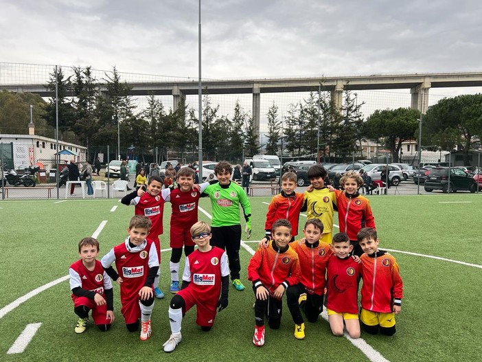 Calcio, tanti impegni per il settore giovanile della Polisportiva Vallecrosia Academy (Foto) Calcio, tanti impegni per il settore giovanile della Polisportiva Vallecrosia Academy (Foto)