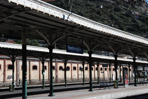 Ventimiglia: toilette vicino alla stazione non pulite, la protesta di un nostro lettore