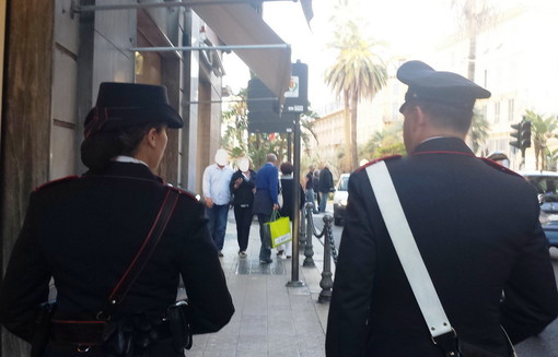 Sanremo: arrestato dai Carabinieri il borseggiatore di Via Palazzo, è un 45enne magrebino