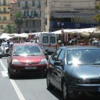 Sanremo: fatto l'accordo tra ambulanti del mercato e Quick, prove generali il 3 e 8 gennaio