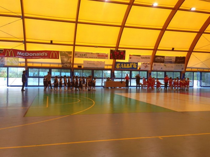 Ventimiglia: domani torneo di minibasket, i gestori "Il Pala Roya non è assolutamente chiuso!"