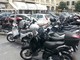 Sanremo: parcheggio 'selvaggio' cronico in piazza Eroi Sanremesi, ingressi chiusi ed intervento della Municipale