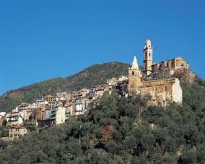 Situazione di criticità ed emergenza nel territorio di Mendatica, evacuata la frazione di Monesi Situazione di criticità ed emergenza nel territorio di Mendatica, evacuata la frazione di Monesi