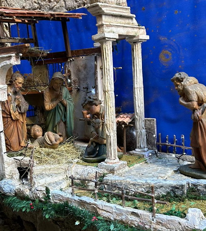 “Presepiando Festival 2025”: Itinerario tra presepi e allestimenti natalizi in concorso a Dolceacqua