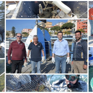 Sanremo: 'Fondali puliti', recuperati due cassonetti di immondizia con una bici e un carrello della spesa (Foto e Video)