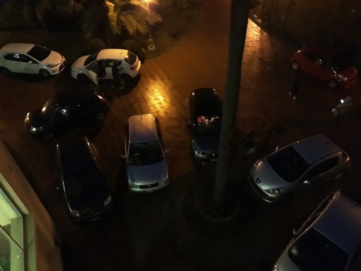 Sanremo: parcheggio selvaggio davanti alla Villa Ormond, c'è un altro esposto ed il Comune interverrà subito