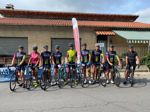 Grande partecipazione alla Pietrabruna Bike Road 2020, molti ciclisti arrivati da fuori regione Grande partecipazione alla Pietrabruna Bike Road 2020, molti ciclisti arrivati da fuori regione
