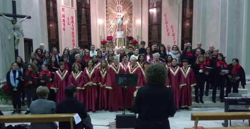 Vallecrosia: grande successo ieri sera per il concerto ‘Puer Natus’ e prossime iniziative culturali
