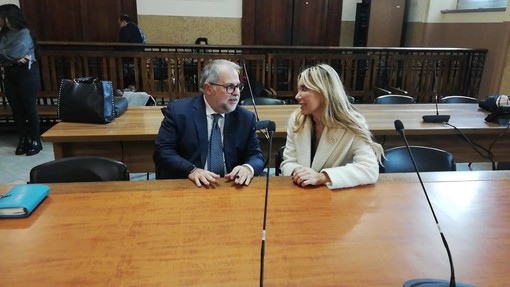 Breakfast, slitta ancora a Reggio Calabria l’Appello. Scajola non rinuncia alla prescrizione, ma vuole restare a processo Breakfast, slitta ancora a Reggio Calabria l’Appello. Scajola non rinuncia alla prescrizione, ma vuole restare a processo