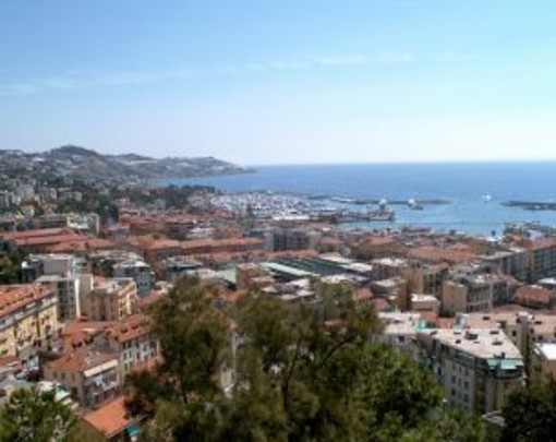 Sanremo: trasferiti in corso Garibaldi gli uffici del servizio scuola e dei servizi educativi per la prima infanzia