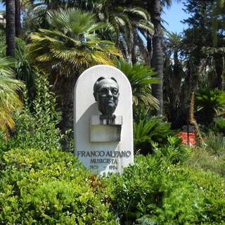 Sanremo: Arrigoni “I ritardi del Franco Alfano sono una vergogna”. Faraldi “Abbiamo dato priorità alle scuole”