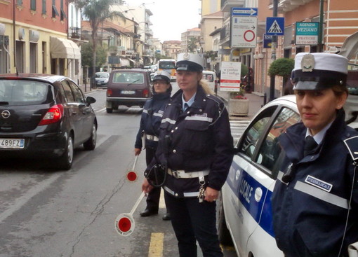 Vallecrosia, modificati gli orari di apertura degli uffici della polizia locale: ecco le info Vallecrosia, modificati gli orari di apertura degli uffici della polizia locale: ecco le info