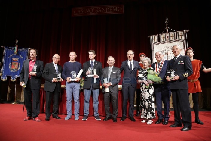 Sanremo festeggia i 'suoi' Premi San Romolo, la tradizionale cerimonia al Teatro dell'Opera del Casinò (Foto e Video) Sanremo festeggia i 'suoi' Premi San Romolo, la tradizionale cerimonia al Teatro dell'Opera del Casinò (Foto e Video)
