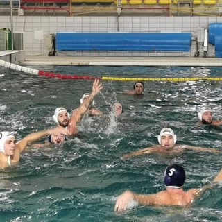 Pallanuoto: Rari Nantes Imperia maschile in allenamento congiunto con Arenzano. Partitella in famiglia per la femminile Pallanuoto: Rari Nantes Imperia maschile in allenamento congiunto con Arenzano. Partitella in famiglia per la femminile