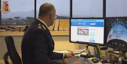 20enne di Sanremo denunciata dalla Polizia per adescamento di minori sui social e sulle chat