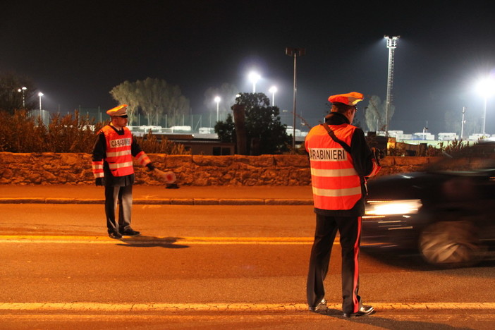 Servizio di controllo del territorio dei carabinieri: due arresti ad Albenga e Ceriale, fermato 26enne di Imperia Servizio di controllo del territorio dei carabinieri: due arresti ad Albenga e Ceriale, fermato 26enne di Imperia