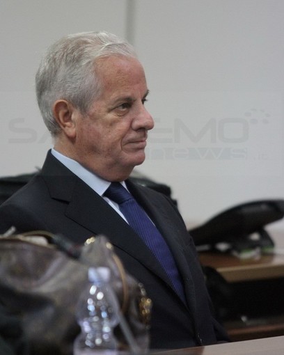 Reggio Calabria: requisitoria al processo Breakfast, Scajola: "Il Pm è rimasto alle accuse di cinque anni fa" (Foto e Video) Reggio Calabria: requisitoria al processo Breakfast, Scajola: "Il Pm è rimasto alle accuse di cinque anni fa" (Foto e Video)