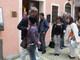 Sanremo: rimossi i cavi elettrici in Piazza Capitolo, la soddisfazione del Comitato di Quartiere 'La Pigna'
