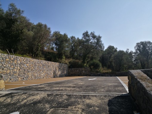Imperia: nuovo parcheggio di Artallo pronto per l'apertura, D'Agostino "Mancano solo i lampioni, entro fine mese contiamo di averlo a disposizione" (Foto)