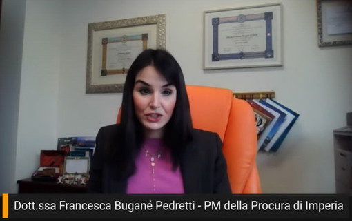 8 marzo, più che festa un momento di riflessione: le scuole della provincia hanno incontrato il Pm Francesca Buganè Pedretti 8 marzo, più che festa un momento di riflessione: le scuole della provincia hanno incontrato il Pm Francesca Buganè Pedretti