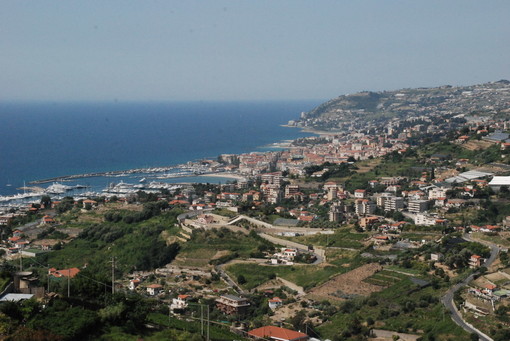 Sanremo: una mamma denuncia atti di bullismo nei confronti del figlio e di un suo amico Sanremo: una mamma denuncia atti di bullismo nei confronti del figlio e di un suo amico
