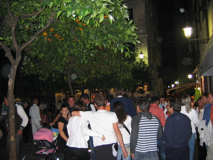 Sanremo: Notte Bianca in Piazza Bresca tra Teatro comico, rhythm’n’blues e revival nella no-stop