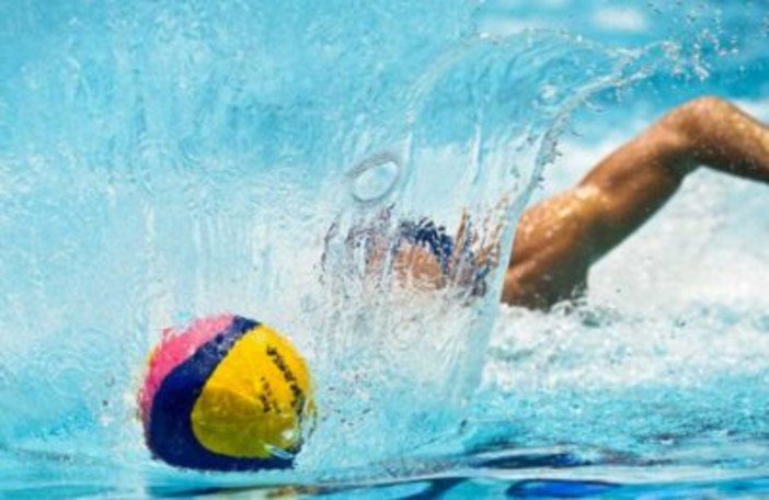 Pallanuoto Serie A2 maschile: i giallorossi della Rari Imperia battono Como Nuoto in rimonta per 12-9