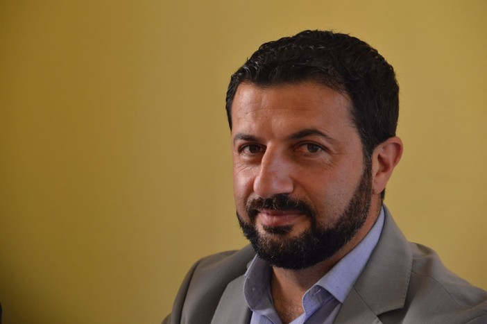 Vallecrosia: questione del parcheggio dalla farmacia, il sindaco risponde a Paolino con una lettera aperta