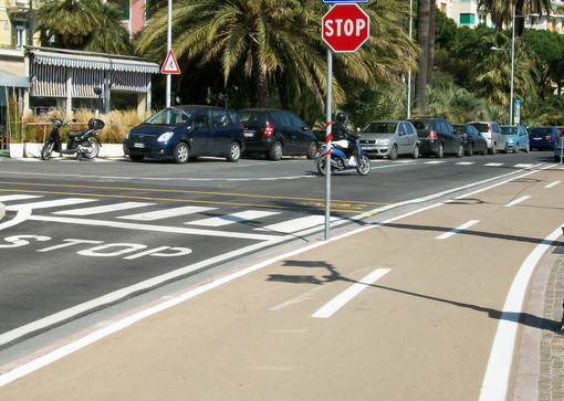 Sanremo: roller sulla ciclabile, nuova mail di una lettrice Sanremo: roller sulla ciclabile, nuova mail di una lettrice