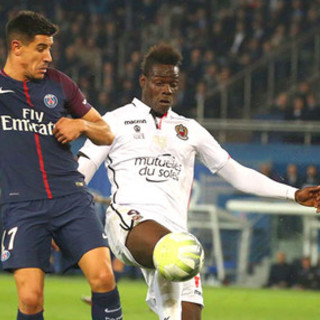 Una fase dell'incontro di andata Paris Saint Germain - Ogc Nice (foto tratta dal sito dell'OGC Nice)