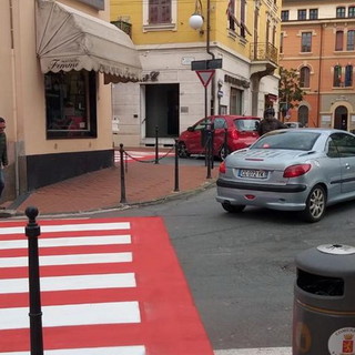 Ventimiglia: 54 passaggi pedonali rifatti in tutta la città, il Sindaco Scullino "Parola d'ordine sicurezza"