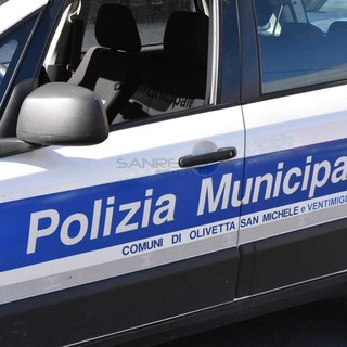 Barberie abusive, non solo Ventimiglia: il fenomeno si allarga nel Ponente. Gori: “Abilitazioni pagate a peso d’oro ma senza valore”