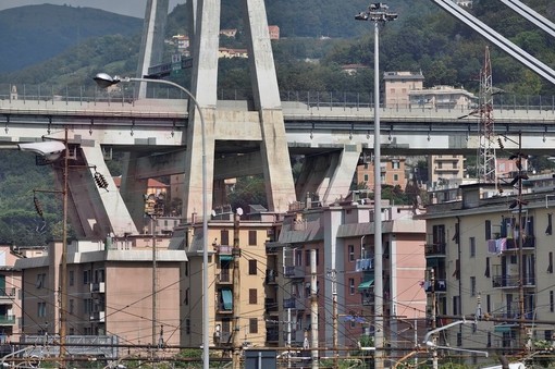 Crollo del ponte di Genova: la BCC di Caraglio sospende le rate del mutuo per i proprietari di edifici sgomberati Crollo del ponte di Genova: la BCC di Caraglio sospende le rate del mutuo per i proprietari di edifici sgomberati