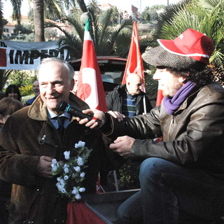 Parcheggi a pagamento all'ospedale di Imperia: la protesta di oggi all'Asl di Bussana