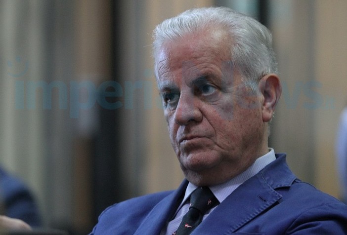 Insulti ad Abbo, arrivano le scuse di Scajola. Ma nessuna domanda provocatoria o dichiarazione rubata