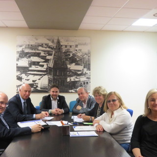 Il presidente del Consiglio regionale Alessandro Piana eletto presidente di AICCRE Liguria Il presidente del Consiglio regionale Alessandro Piana eletto presidente di AICCRE Liguria
