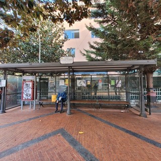 Ventimiglia: ripulita la zona di largo Pertini, ma è sempre difficile il lavoro degli operai della Teknoservice