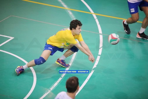 Pallavolo: la Grafiche Amadeo Sanremo si impone 3-0 sull'Acli Genova e mantiene il secondo posto