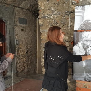 Grande successo a Triora per la quinta edizione di 'Arte e pittura per le vie del Borgo' (Foto)