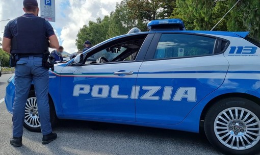 Sanremo: ladro seriale nel centro della città per svuotare le auto dei turisti con un trapano, arrestato