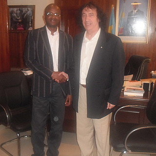 Incontro del Cav. Paolo Alberti con il Ministro dell'Istruzione del Congo a Kinshasa