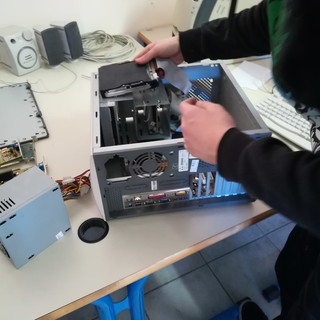 Imperia: è stato avviato il Progetto Service Learning al Polo Tecnologico Imperiese (Foto)