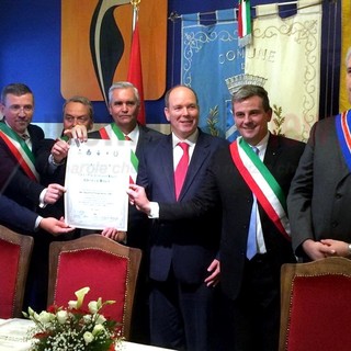 Il Principe Alberto di Monaco a Valdieri per appoggiare il grande sogno del primo parco europeo Il Principe Alberto di Monaco a Valdieri per appoggiare il grande sogno del primo parco europeo