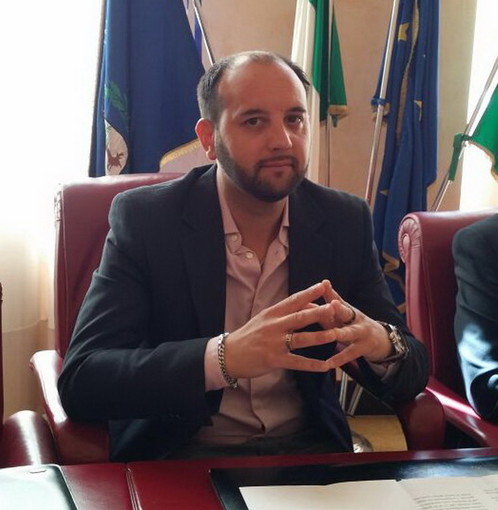 Imperia: oggi pomeriggio alle 13 l'assessore Simone Vassallo ospite a Radio Onda Ligure